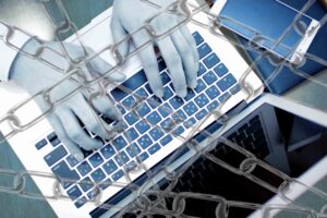 Macにセキュリティ対策は本当に不要？ウイルス感染のリスクについて